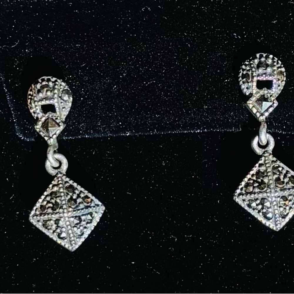 Elegant Silver Dangle Earrings